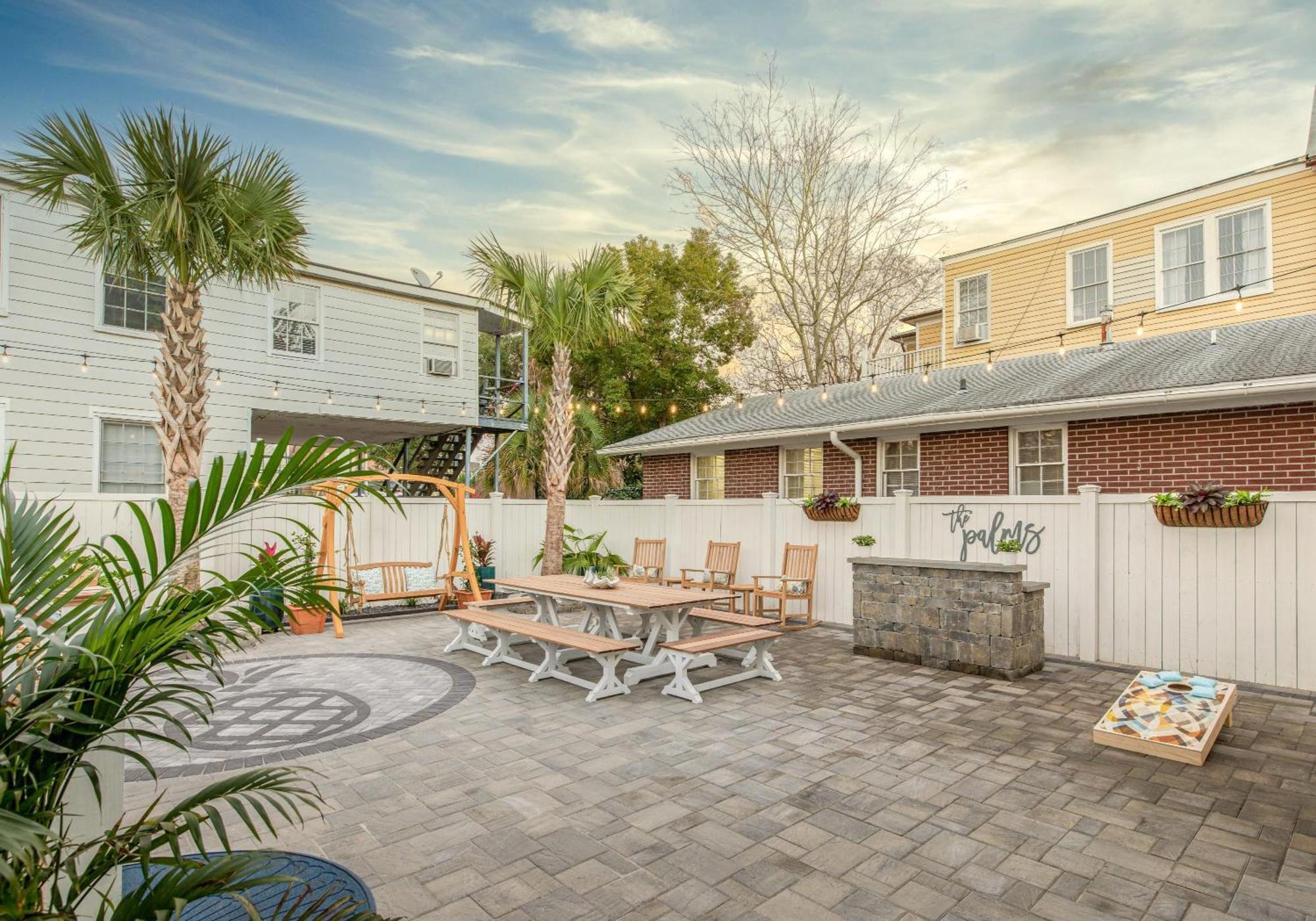 Charming Secluded Courtyard - 1 Block To King Villa Charleston Luaran gambar